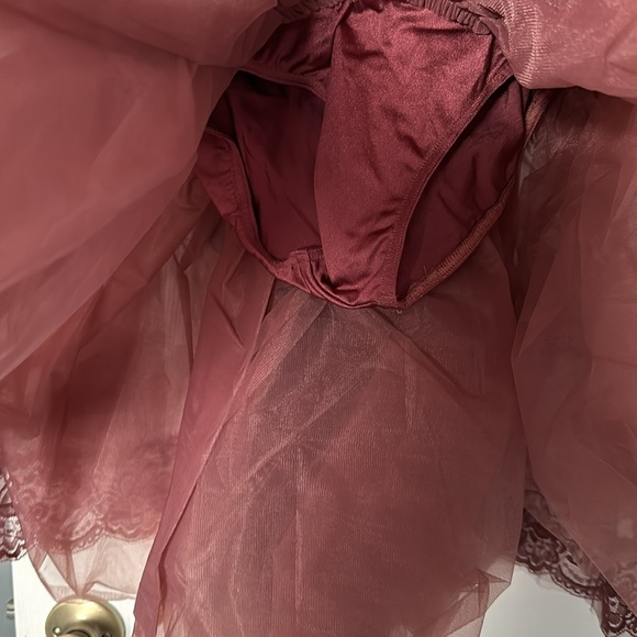 Dance costume - Picture 4 of 9